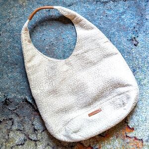 Lucky Brand cream Hobo bag - lots of pockets!